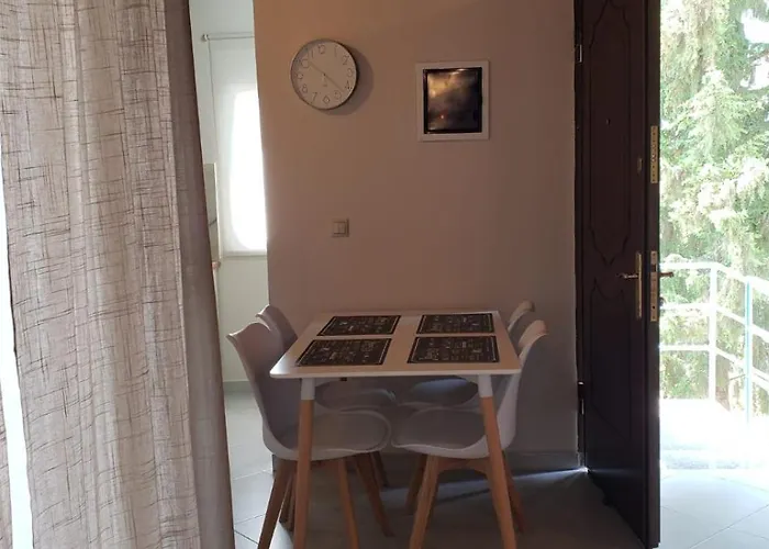 Michalis, 2-Bedroom Apartment In Saranda